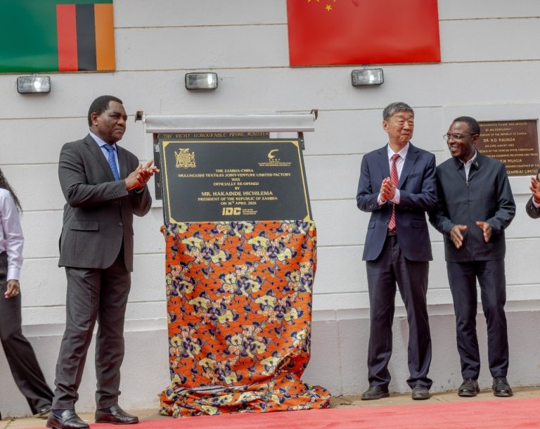 PRESIDENT HAKAINDE HICHILEMA REOPENS ZAMBIA-CHINA MULUNGHUSHI TEXTILES IN KABWE - photo 3