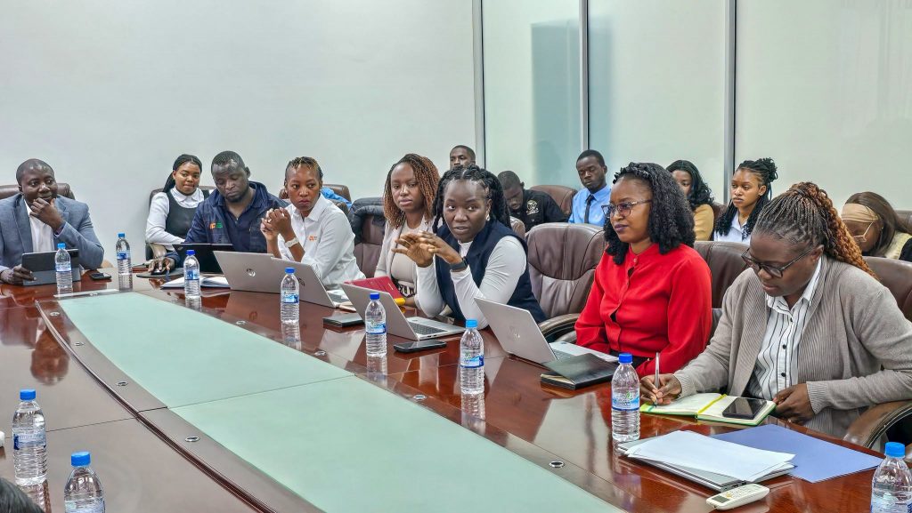 Students take notes during the Thought Leadership Session at IDC Head Office.