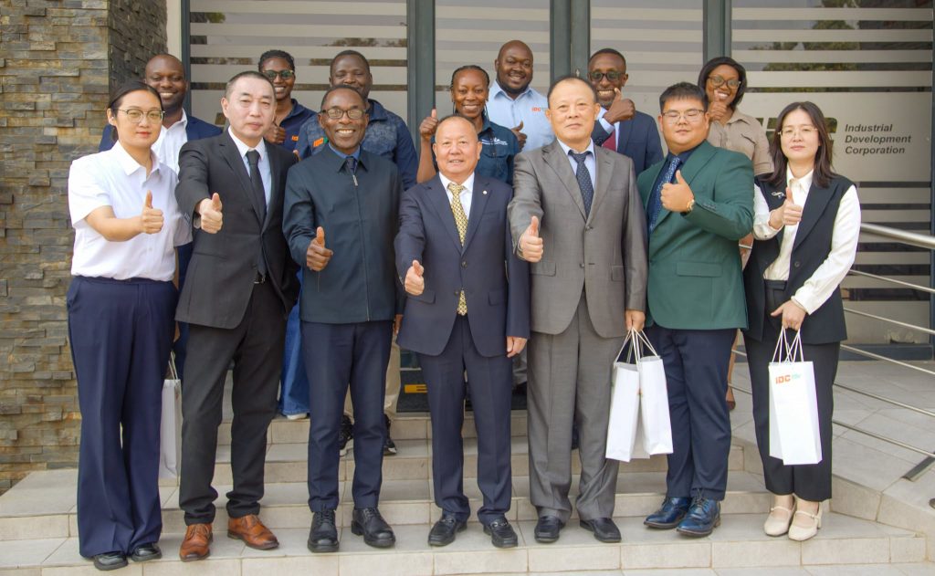 IDC and Huada Group delegation meeting